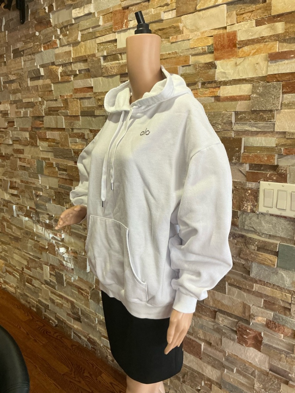 ALO Yoga Accolade Pullover Hoodie While Women’s Size M Sleeve. - Picture 2 of 7